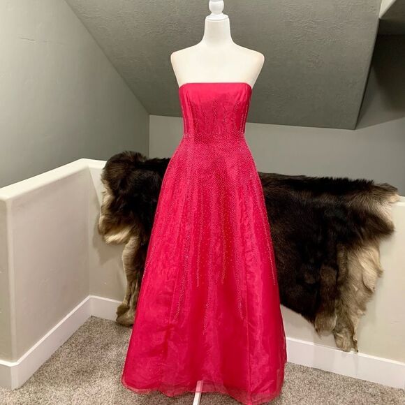 Strapless & Back Cut-out Beaded Organza Party Dress - Picture 1 of 15